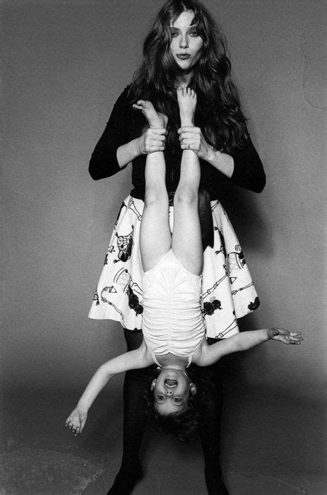 Young Liv Tyler With Her Mom Bebe Buell In 1980 Bebe Buell Liv Tyler