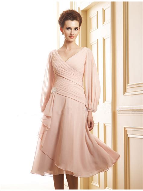 Look for ones with a flowy feel to them, which are styled towards a summer occasion versus a holiday party. WhiteAzalea Mother of The Bride Dresses: June 2012