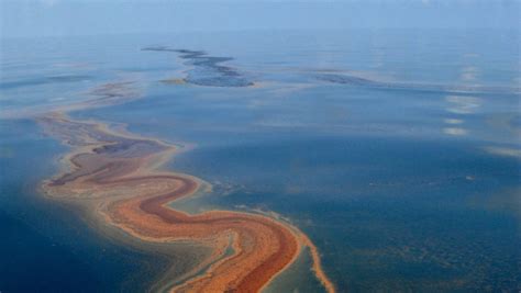 tʃʼikʃuluɓ) is an impact crater buried underneath the yucatán peninsula in mexico. "Golf von Mexiko hat sich erholt": BP stutzt Ölpest ...