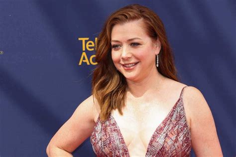 Alyson Hannigan Biography Age Career Movies And Net Worth 2023
