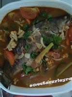 Lihat juga resep ikan kukus oriental enak lainnya. Resepi Ikan Siakap Kukus Tomyam Sedap Ala Kedai Makan ...