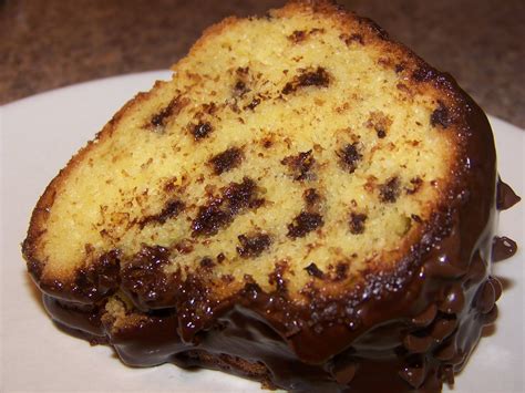 There's nothing wrong with going this route because most things taste even better with some chocolate chips thrown in, but this recipe takes the chocolate chip cookie flavor to a new level! Stefanies Cooking Spot: Chocolate Chip Cake