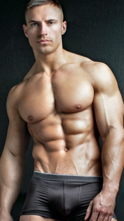 Pin By Fonzz Urbi On Hot Hunks In Hombres Atractivos Cuerpos