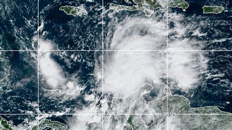 The storm made landfall as a category 1 hurricane near intracoastal city on saturday afternoon. Iota strengthens into hurricane as it threatens Nicaragua, Honduras