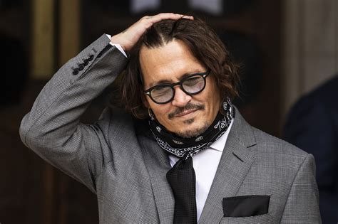 johnny depp johnny depp s pre fame job involved fake names and was viimeisimmät twiitit