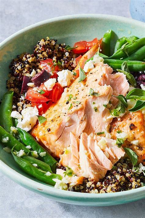 This Salmon Quinoa Bowl With Green Beans Is A Meal That Keeps On Giving