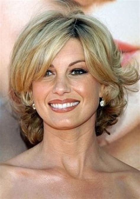 Shoulder Length Hairstyles For Round Faces Over 50 A Complete Guide