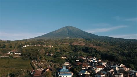5 Fakta Tentang Gunung Dempo Pagar Alam Yang Unik Dan Menarik Now
