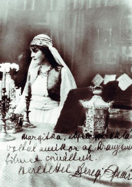 Meg lehet nézni az interneten lány teljes streaming. Az aranyember (1918) teljes film magyarul online - Mozicsillag