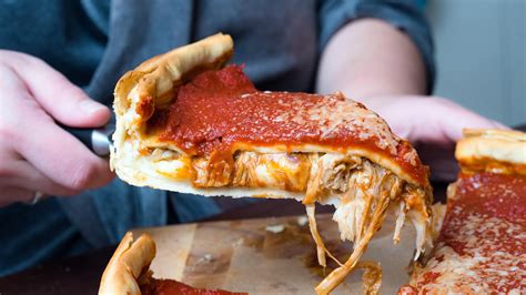 Best Deep Dish Pizza In Chicago Pizza 101