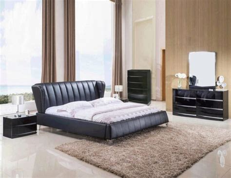 King Tufted Bedroom Set 3pcs Rich Black Pu 20657ek Tirrel Acme