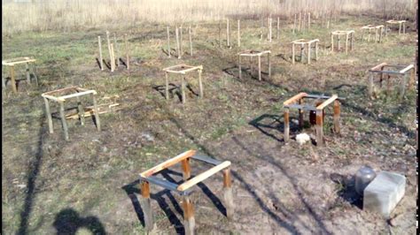 Подставки под улья. расстояние между ульями на пасеке. Размещение ульев ...