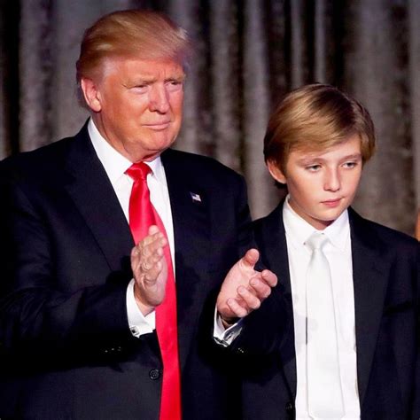 Hijo De Donald Trump Casi Se Duerme Durante El Discurso De Su Padre