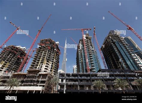 Burj Khalifa Construction Cranes Banque De Photographies Et Dimages à