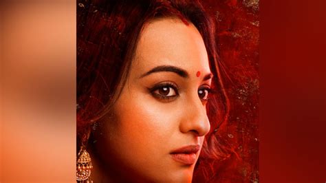 Sonakshi Sinha First Look In Kalank Poster Sonakshi Sinha First Look Poster From Kalank Movie
