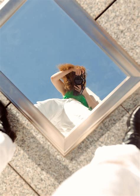 um guia completo de como tirar selfies no espelho airbrush