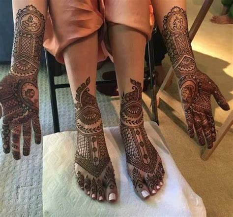 Such mehndi designs are so easy to make and versatile that they are loved by all age groups. Bridal Mehndi Design Art - Community
