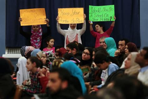 Muslims In New York City Unite On Push To Add Holidays To School Calendar The New York Times