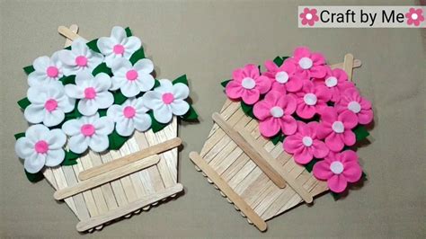 Cara mudah, ringkas dan cepat untuk menghasilkan jambangan bunga menggunakan coklat dan bunga. Cara Buat Bouquet Coklat Simple Dalam Kotak