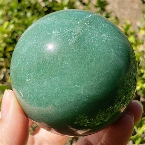 Esfera De Cuarzo Verde 275 Pulgadas Piedra De Aventurina Etsy