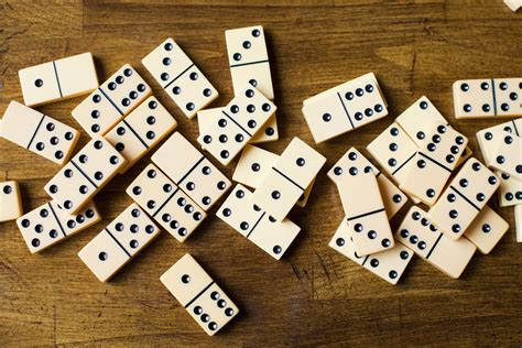 How To Play Chicken Foot Dominoes