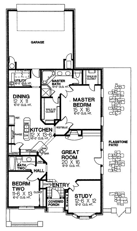 Square footage of narrow homes can vary depending on the number of stories. Home Plans For Narrow Lots | Smalltowndjs.com