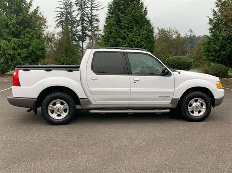 2001 Explorer Sport Trac 4x4 With Only 61000 Miles