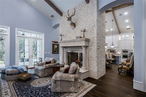 Luxury Farmhouse Estate Custom Home Builder San Antonio Robare