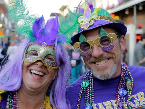 Scenes From Mardi Gras Merriment In The French Quarter Photo Gallery
