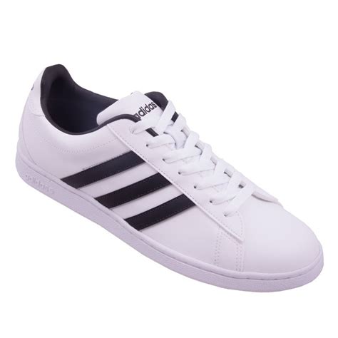 Blusen sind unverzichtbare basics für damen, die in nahezu jedem kleiderschrank zu finden sind.der klassiker unter den blusen ist die weiße hemdbluse, die sich am eleganten herrenhemd orientiert. Tênis Adidas Derby Neo Label - R$ 199,00 em Mercado Livre