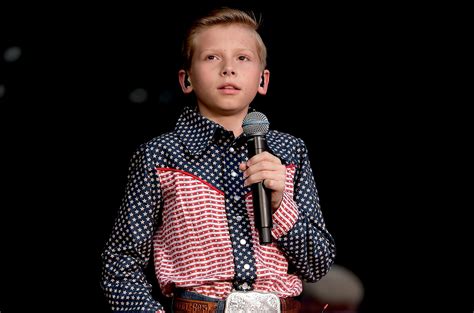 Mason Ramsey Performs the National Anthem at CMA Fest: Watch 