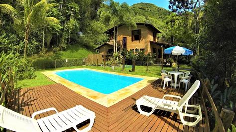 Casa para alugar em Ubatuba para temporada Praia do Félix Casa de Fazenda na praia do