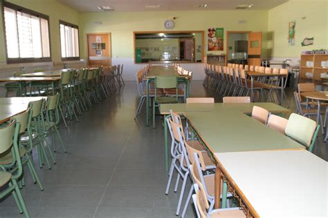 Los Comedores Escolares Han Reorganizado Su Planning A La Espera Del