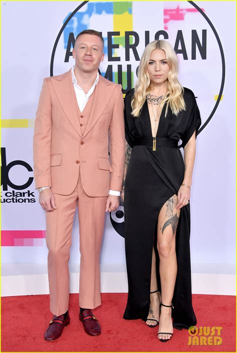 Macklemore And Skylar Grey Hit The Red Carpet Together At American Music