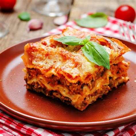 Lasagne Alla Bolognese A Classic Hearty Meatsauce Lasagna