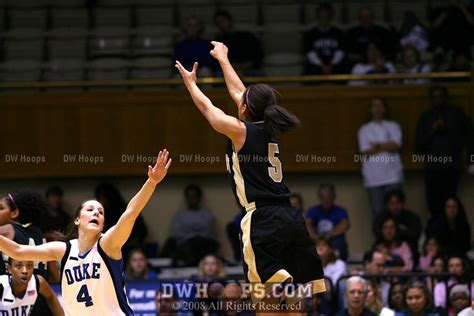 DWHOOPS COM Captioned Photo Gallery Duke Wake Another