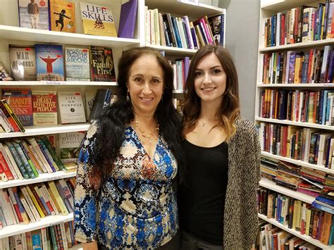 Mother Daughter Team Pulls Double Duty On Used Bookstores In Orange And Buena Park Anaheim