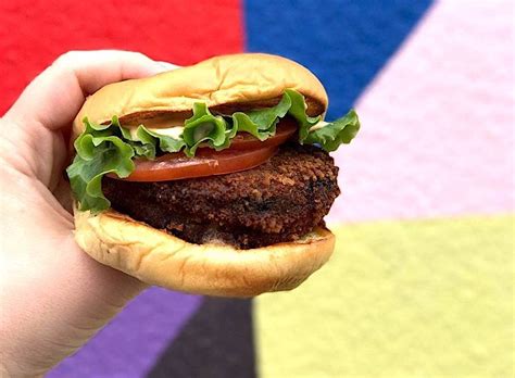 Shake Shack Is Launching A Cashless Burger Joint In Nyc Impact Lab