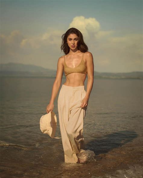 Julia Barretto Marks Her Th Birthday With A Sexy Photo Shoot With Bj Pascual Metro Style