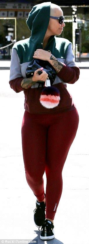 Amber Rose Shows Off Derriere In Leggings In Calabasas Daily Mail Online