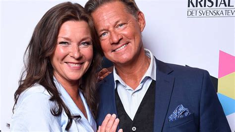 Fram till för några veckor sedan hade mikael bara lagt ut två bilder på lotta på sin instagram, en från februari 2021 och en från oktober 2020. Lotta Engberg och Mikael Sandström på Kristallen | Aftonbladet