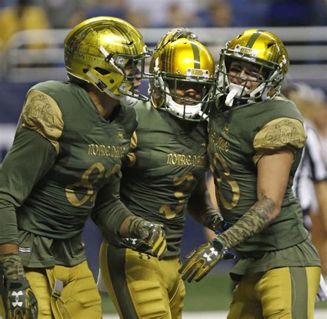 Notre Dame Footballs Shamrock Series Uniforms Through The Years Courses
