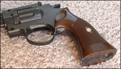 Vintage Crosman 38t Pellet Pistol Air Gun 22 Cal For Sale