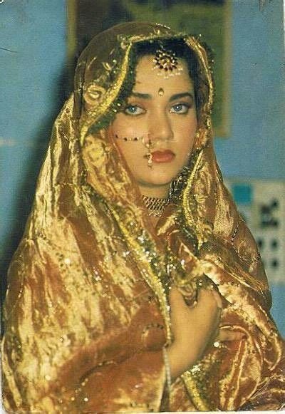 Mandakini Beautiful Bollywood Actress Vintage Bollywood Indian Film Actress