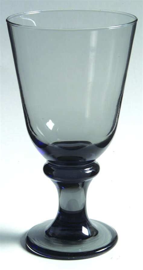Nova Black Water Goblet By Libbey Glass Company Glass Company Water Goblets Glass