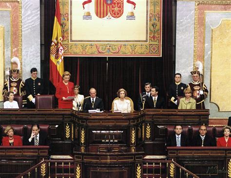 Archivo Fotográfico De La Sesión Solemne De Apertura De La Vii Legislatura 3 De Mayo Del 2000