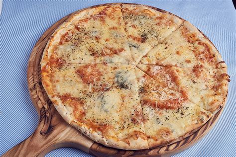 Pizza 4 Cheeses Order Delivery Pizza 4 Cheeses In Chisinau Straus