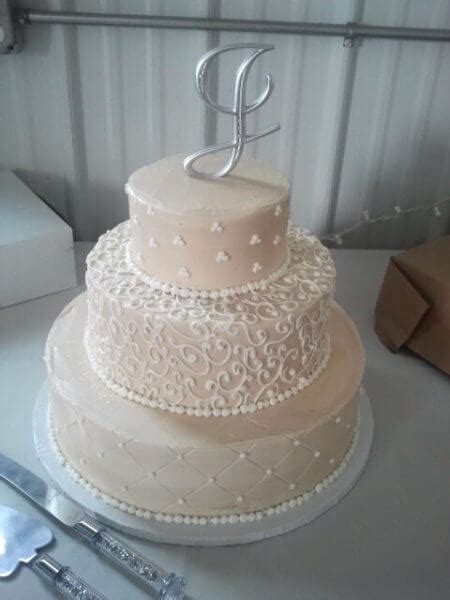 whip cream layered wedding cake wedding cakes minneapolis bakery farmington bakery