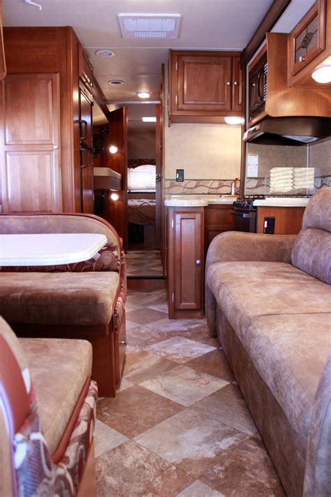 2015 Chevy Coachman Leprechaun W2 Slides And Bunks Rv Rental