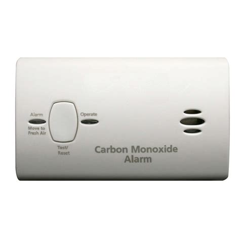 When the detector senses dangerous levels of carbon. Buy the Kidde 21008872 Carbon Monoxide Alarm, Battery ...